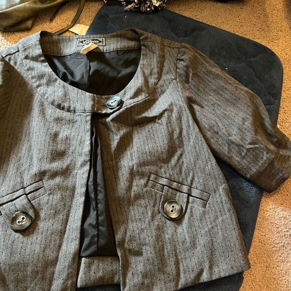 Guess cropped one button jacket small - Picture 4 of 8